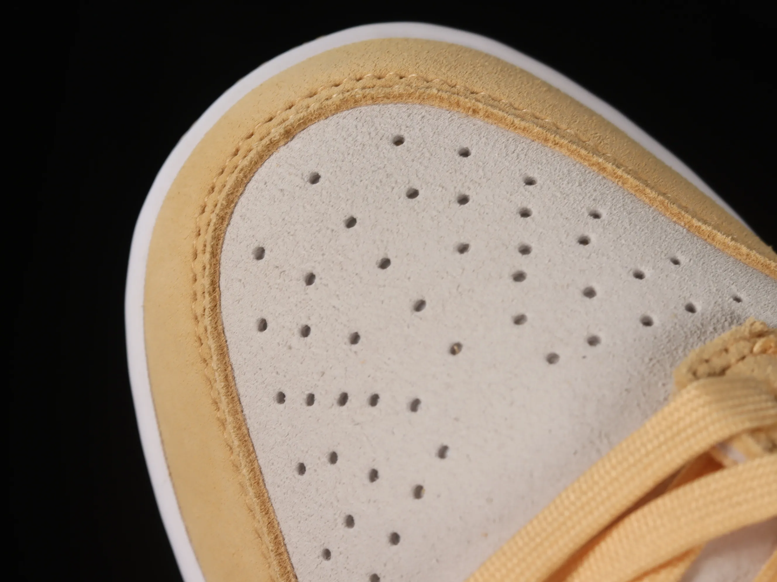 All categories Nk SB Dunk series Nk SB Dunk Low low-top sneakers Nk Dunk Low "Gold Suede" cheese pudding ice cream yellow and white SB low-top casual sports skateboard shoes DV7411-200